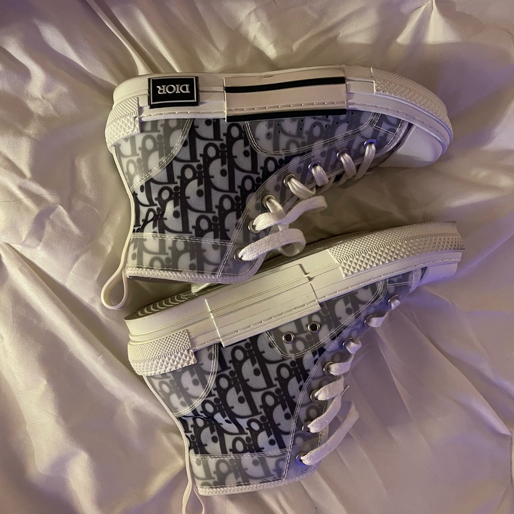 Gently worn twice.